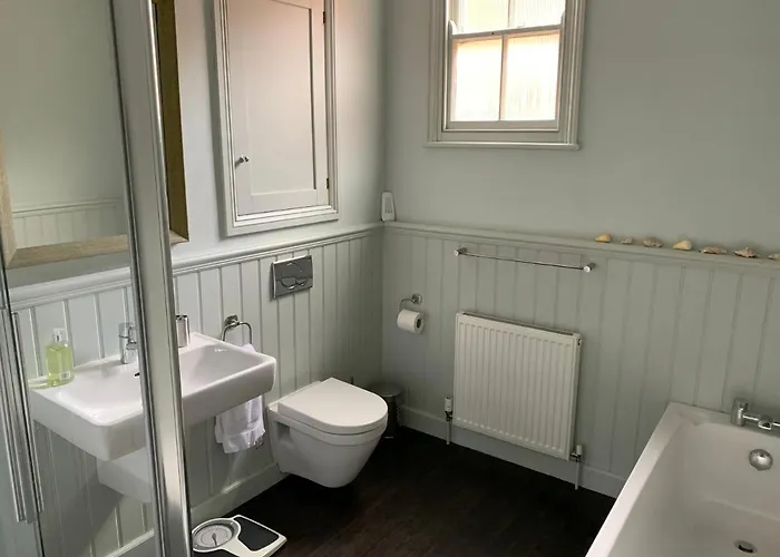 7 Precentor's Court * York