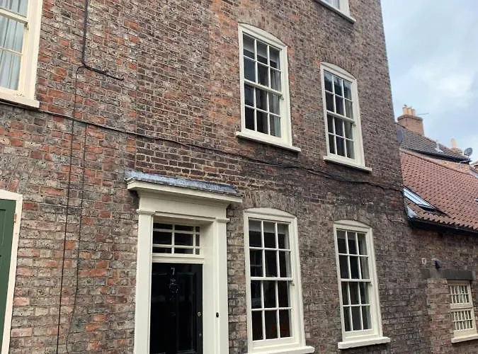 7 Precentor's Court Holiday home York